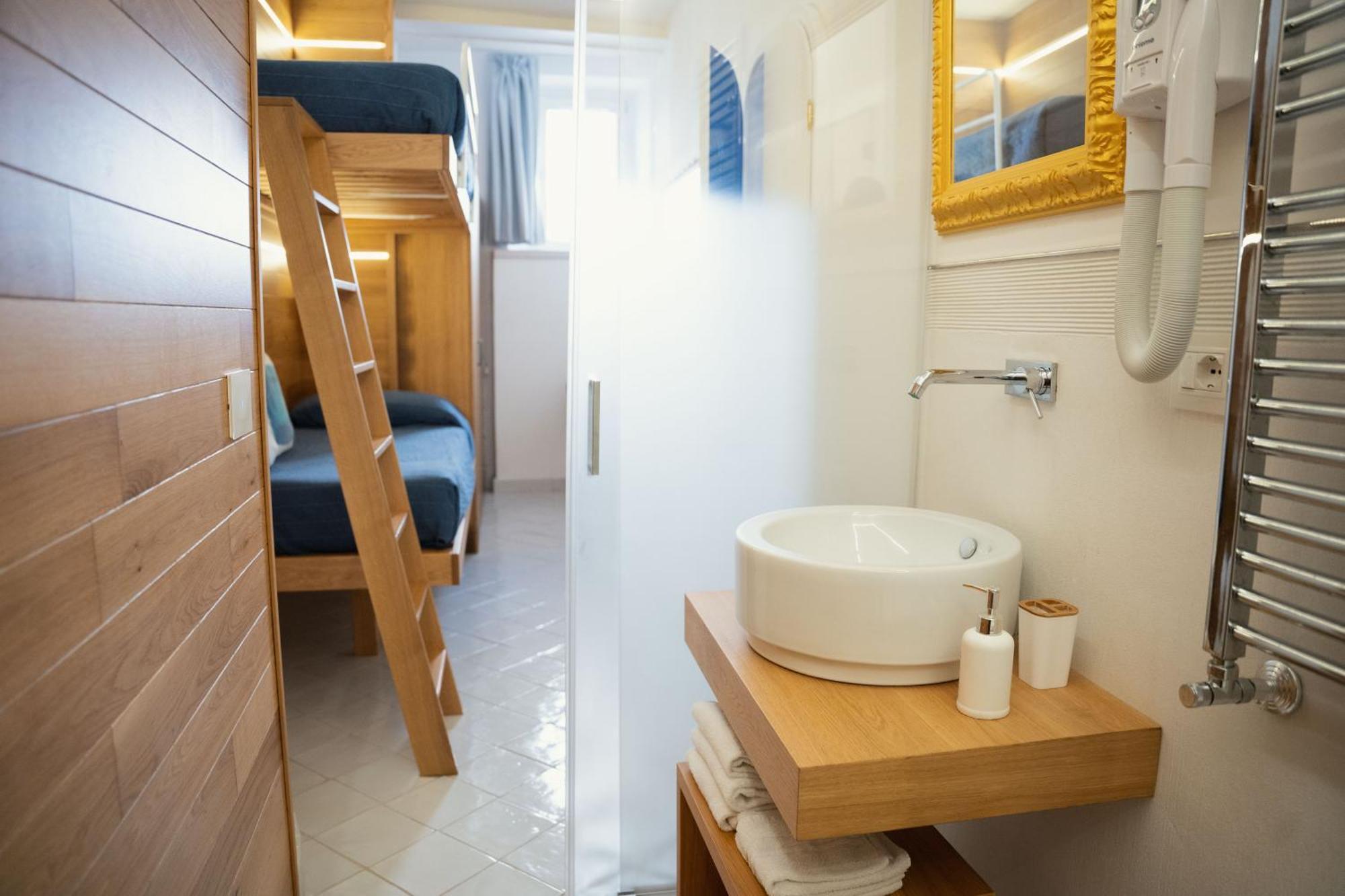 Ganimede Centro Storico Apartment Sperlonga Luaran gambar
